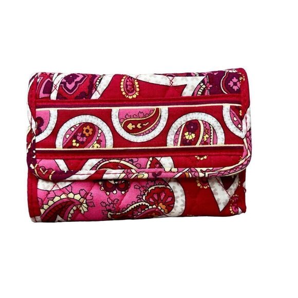 Vera‎ Bradley Rosie Posies Euro Wallet Quilted Red Pink Paisley Print - Picture 1 of 7